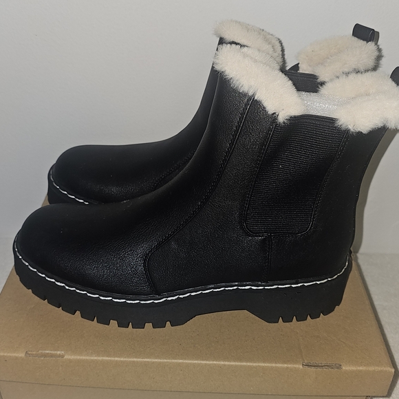 Black Ankle Boots with Faux Fur Trim - Picture 1 of 3